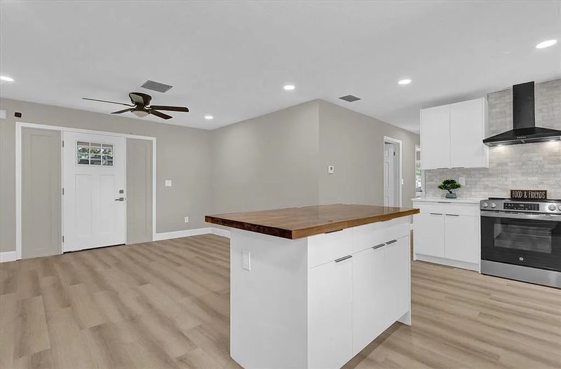 Contemporary Kitchen with Custom Island Cabinetry