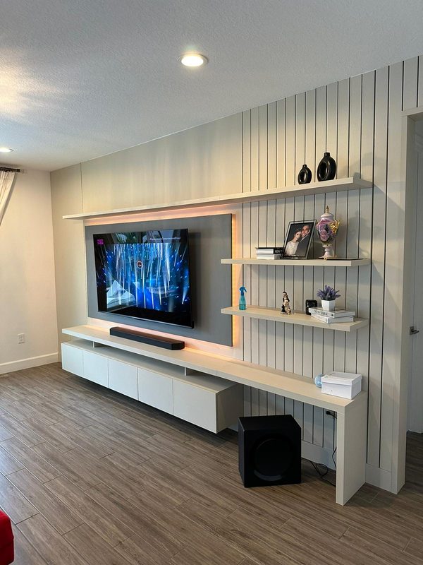 Modern entertainment wall with integrated shelving