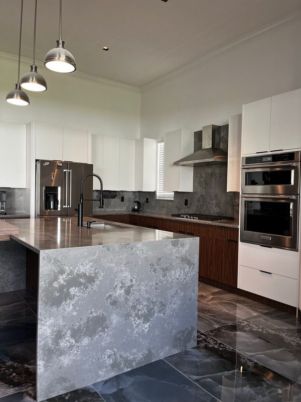 Contemporary Kitchen with Custom Cabinetry