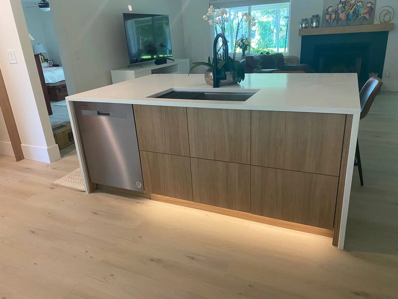 Contemporary Kitchen with Custom Island Cabinetry