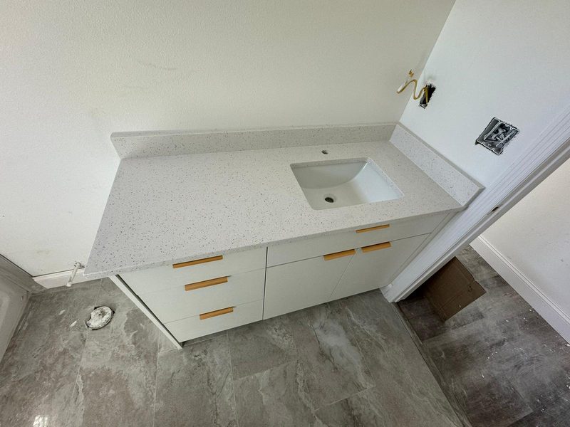 Elegant bathroom with quartz vanity