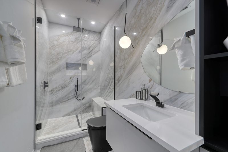 Elegant bathroom with marble stone finishes